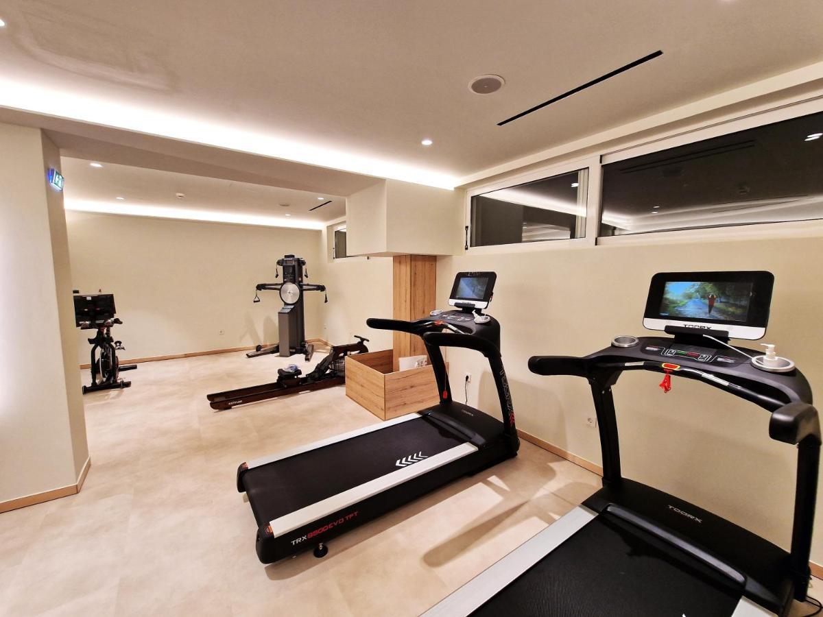 Tsamis Zante Suites (Adults Only) Psarou (Zakynthos) Exterior foto The gym at the hotel