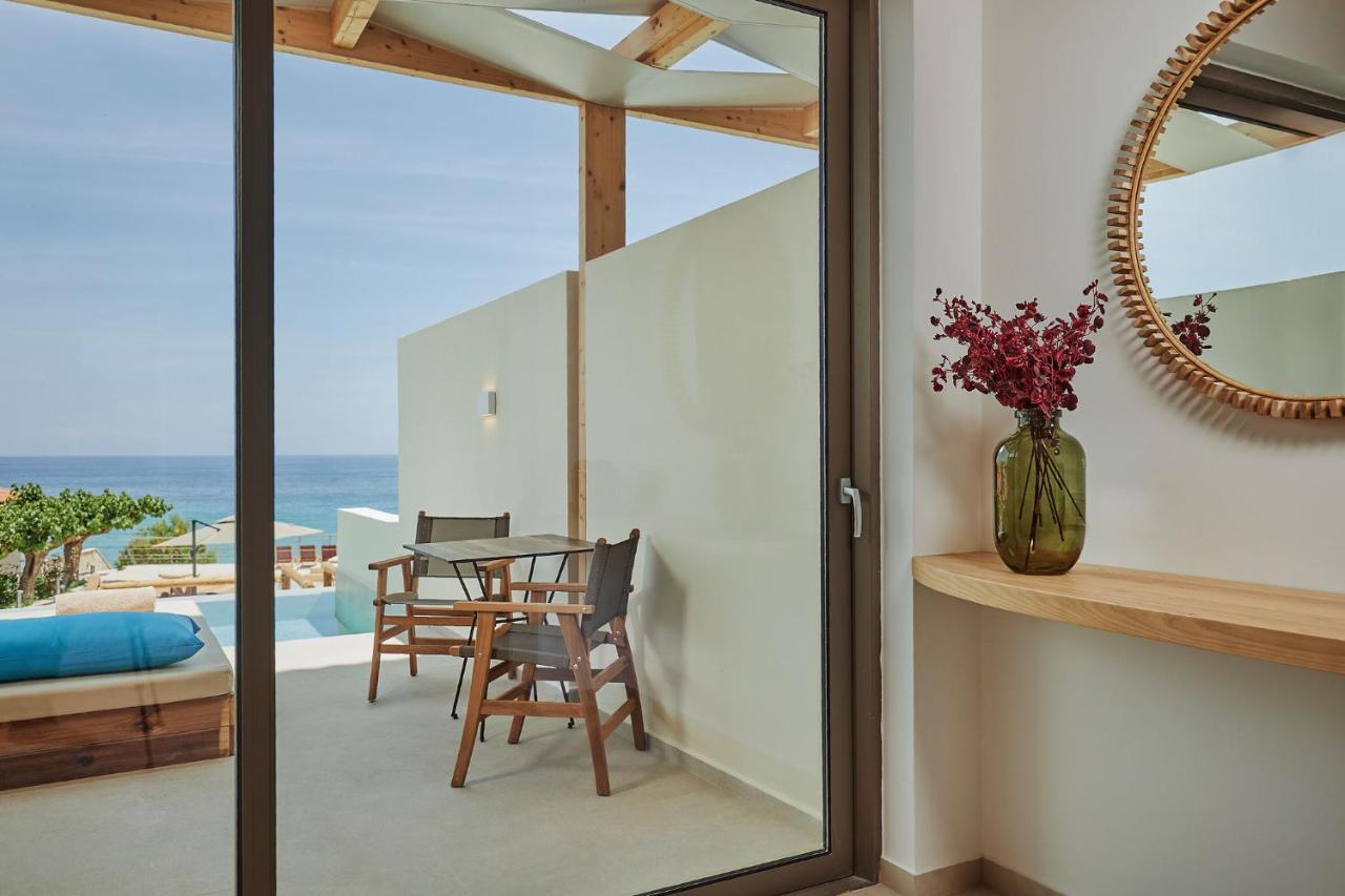 Tsamis Zante Suites (Adults Only) Psarou (Zakynthos) Exterior foto A room at the hotel