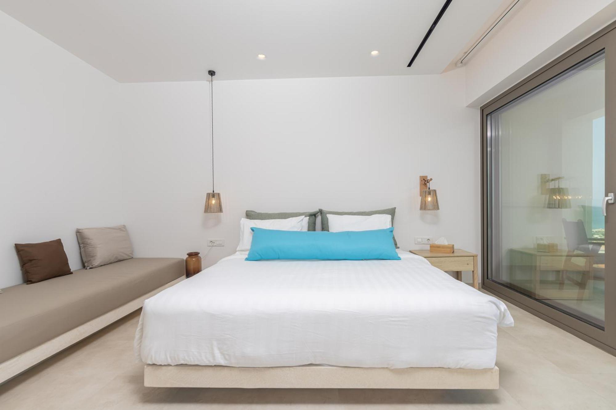 Tsamis Zante Suites (Adults Only) Psarou (Zakynthos) Exterior foto A bedroom at the hotel