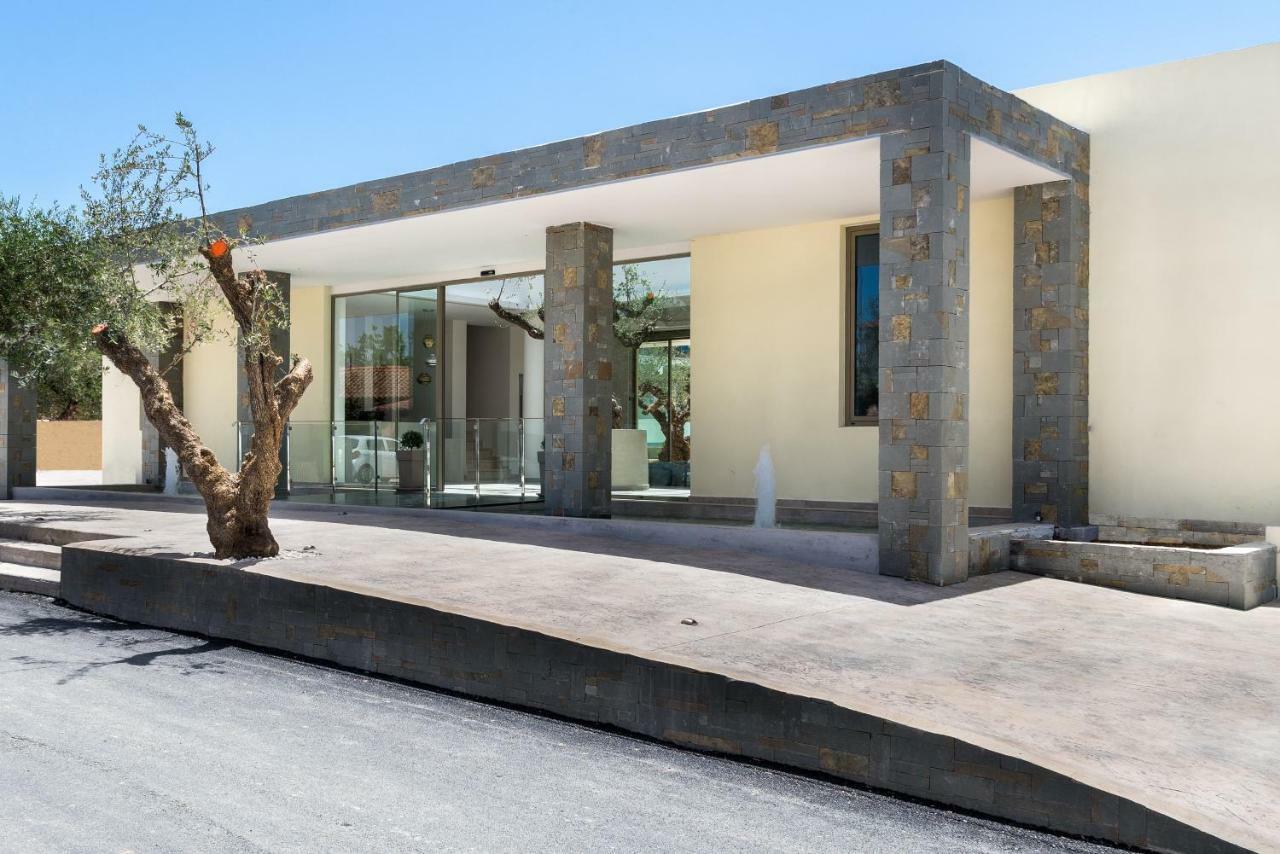 Tsamis Zante Suites (Adults Only) Psarou (Zakynthos) Exterior foto Entrance of the museum